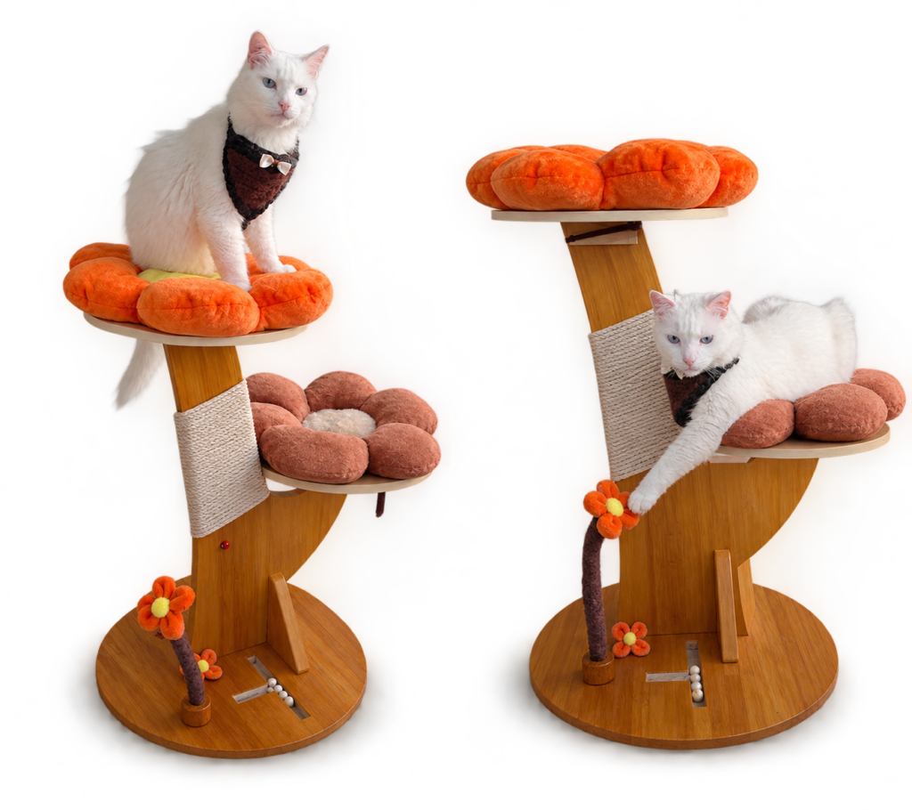 Rascador de madera para gatos diseño floral.